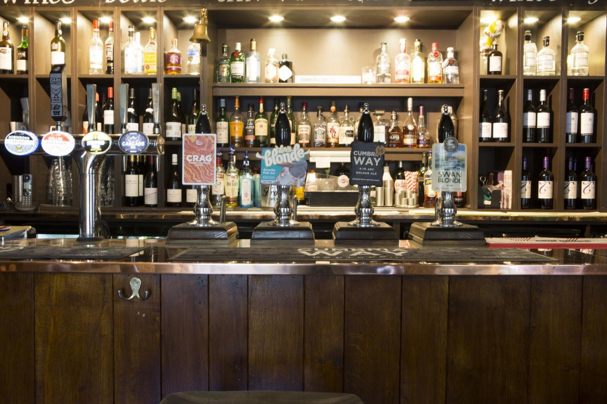 The Wheatsheaf Inn Κένταλ Εξωτερικό φωτογραφία